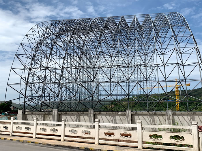 苏州山寨矿储煤棚网架